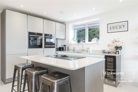 3 bedroom apartment for sale, Boscombe Overcliff Drive, Bournemouth, Dorset, BH5