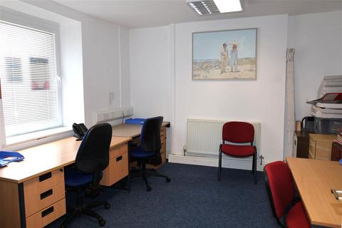 4 bedroom townhouse for sale, Merlins Hill, Haverfordwest