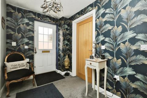 4 bedroom detached house for sale, Farnham Way, Sheffield S25