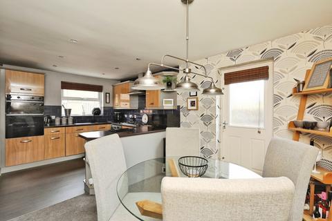 9 Farnham Way, Dinnington, Sheffield, S25 3RN