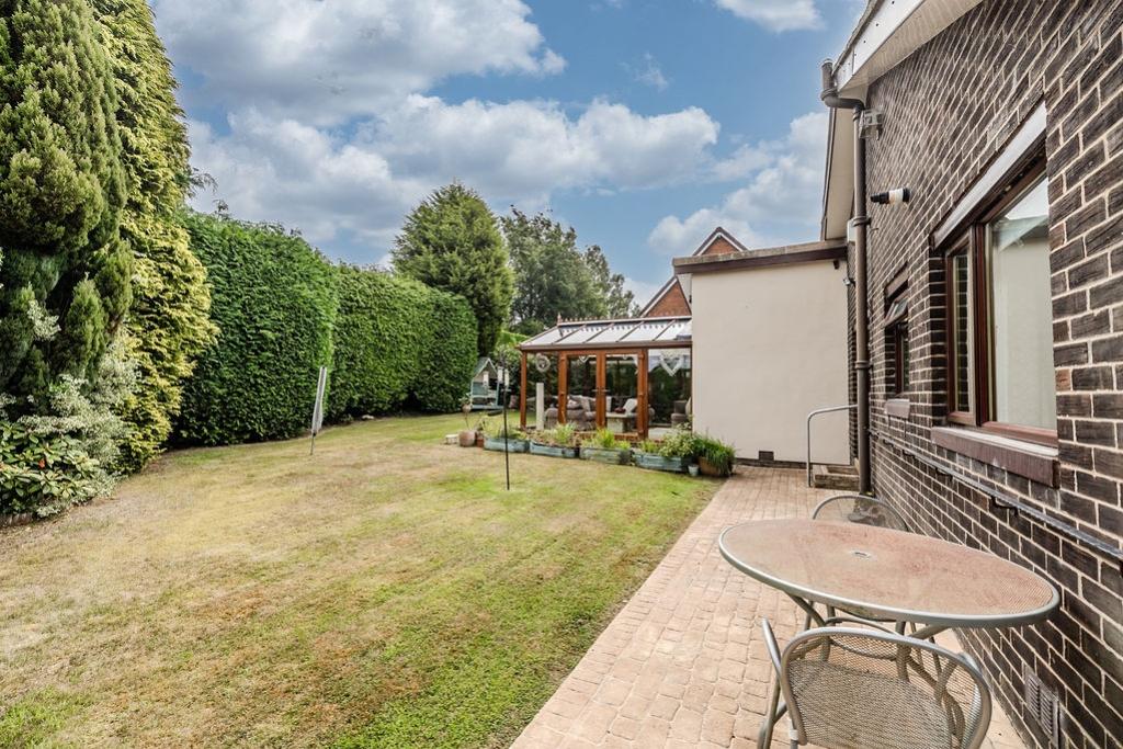 53 Woodside(3bedbungalow)Darras Hall Ponteland NE209 JB