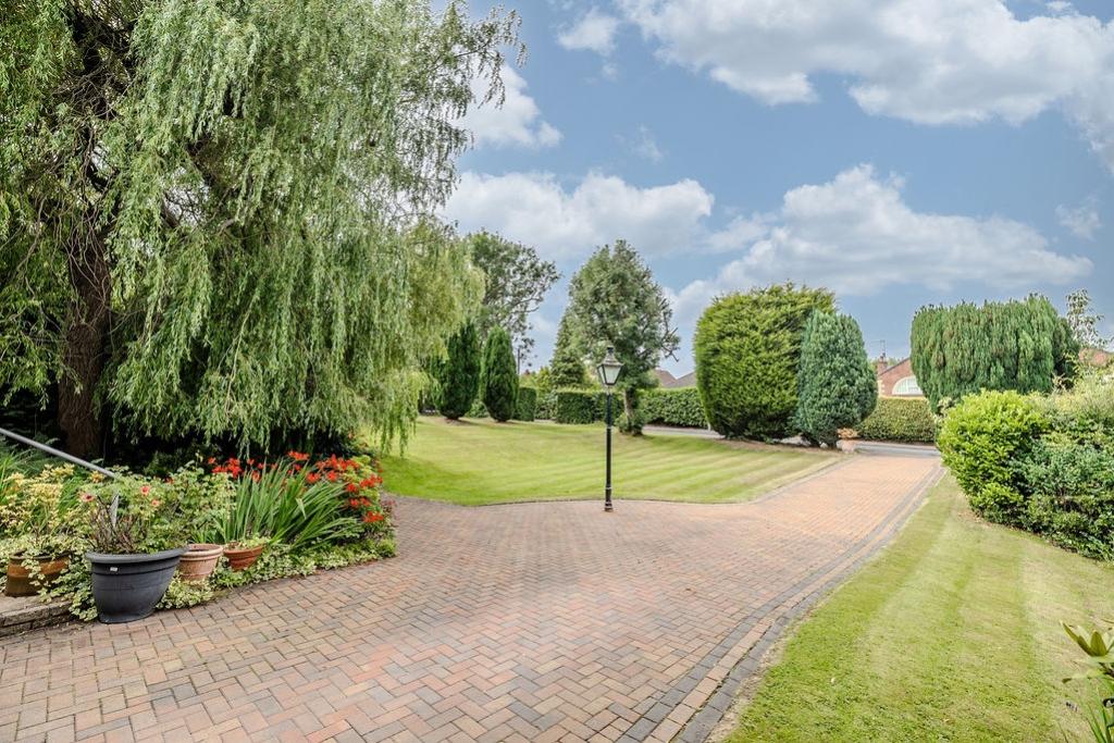 53 Woodside(3bedbungalow)Darras Hall Ponteland NE209 JB