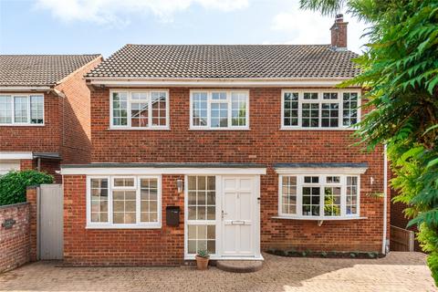 4 bedroom detached house for sale, Grange Close, Hitchin, Hertfordshire, SG4