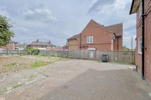 undefined, Windmill Road, Leeds LS10