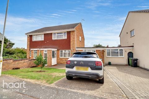 3 Bradbourne Way, Pitsea, Basildon, SS13 2DW