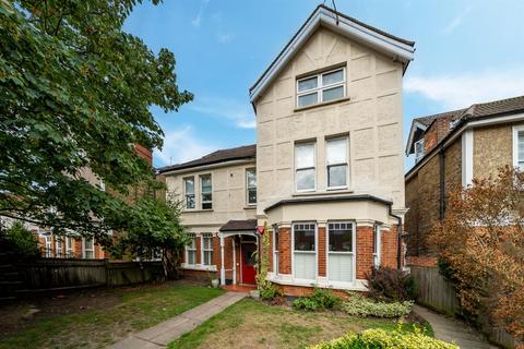 Flat 3, 114 London Road, Bromley, BR1 3RL
