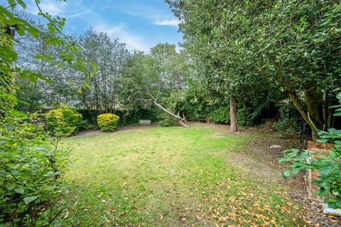 Flat 3, 114 London Road, Bromley, BR1 3RL
