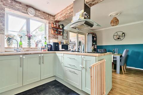 50 Addison Way, Bognor Regis, PO22 9HY