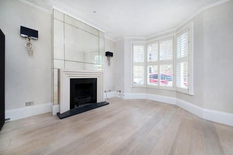 5 bedroom terraced house for sale, Limburg Road, London