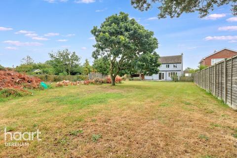 60 Bradenham Road, Shipdham, Thetford, IP25 7PJ