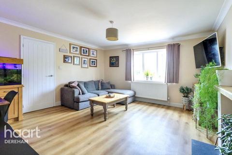 60 Bradenham Road, Shipdham, Thetford, IP25 7PJ