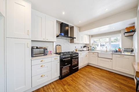 undefined, Knoll Crescent, Northwood, Middlesex