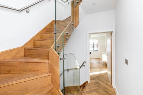 undefined, Bell Lane, Lewes, BN7