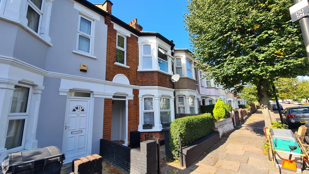 Three Bedroom Duplex Maisonette