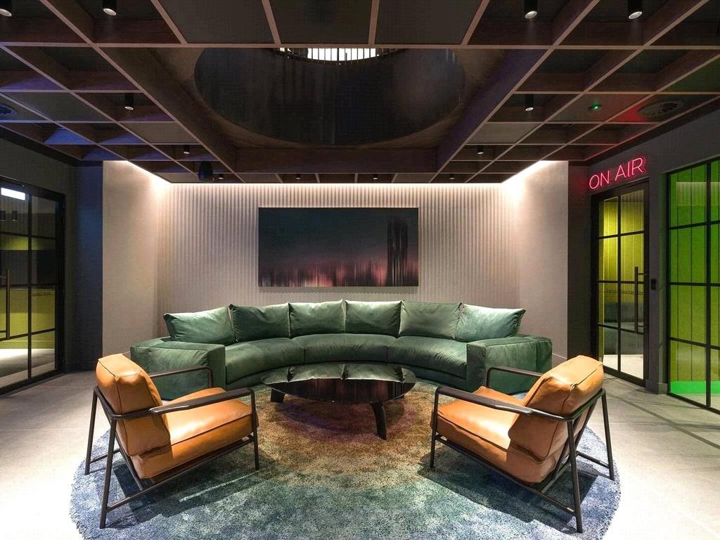 Residents Lounges