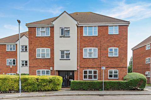 2 bedroom flat for sale, Butteridges Close, Dagenham RM9