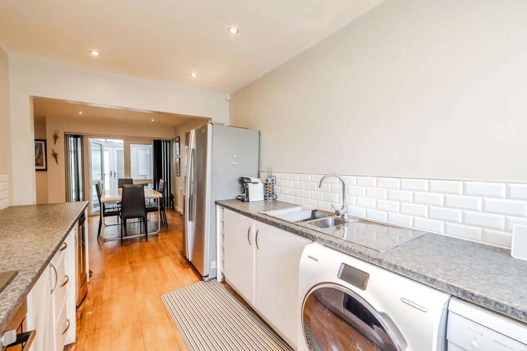 31 Wyncote Court Jesmond Park East NE77 BG-4