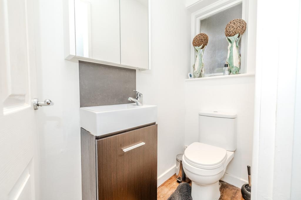 31 Wyncote Court Jesmond Park East NE77 BG-21