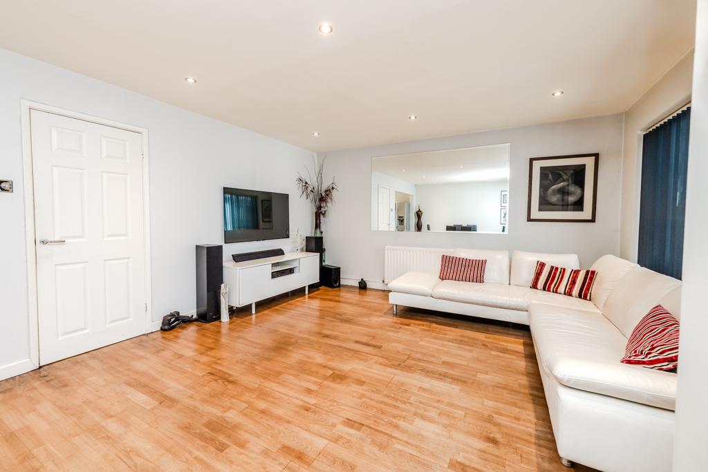 31 Wyncote Court Jesmond Park East NE77 BG-9