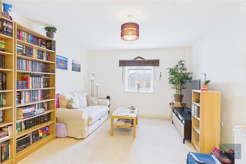 2 bedroom apartment to rent, Ushers Court, Trowbridge BA14