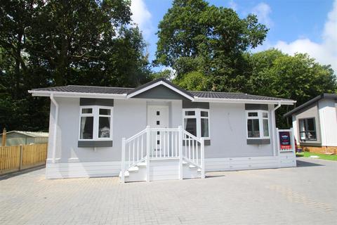 2 bedroom park home for sale, Havenwood, Arundel
