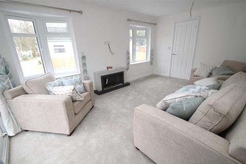 2 bedroom park home for sale, Havenwood, Arundel