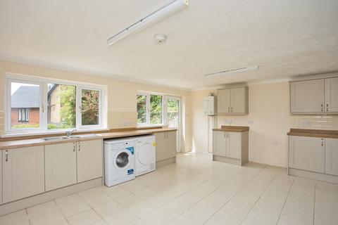 5 bedroom bungalow for sale, Castle Avenue, Dover, Kent, CT16