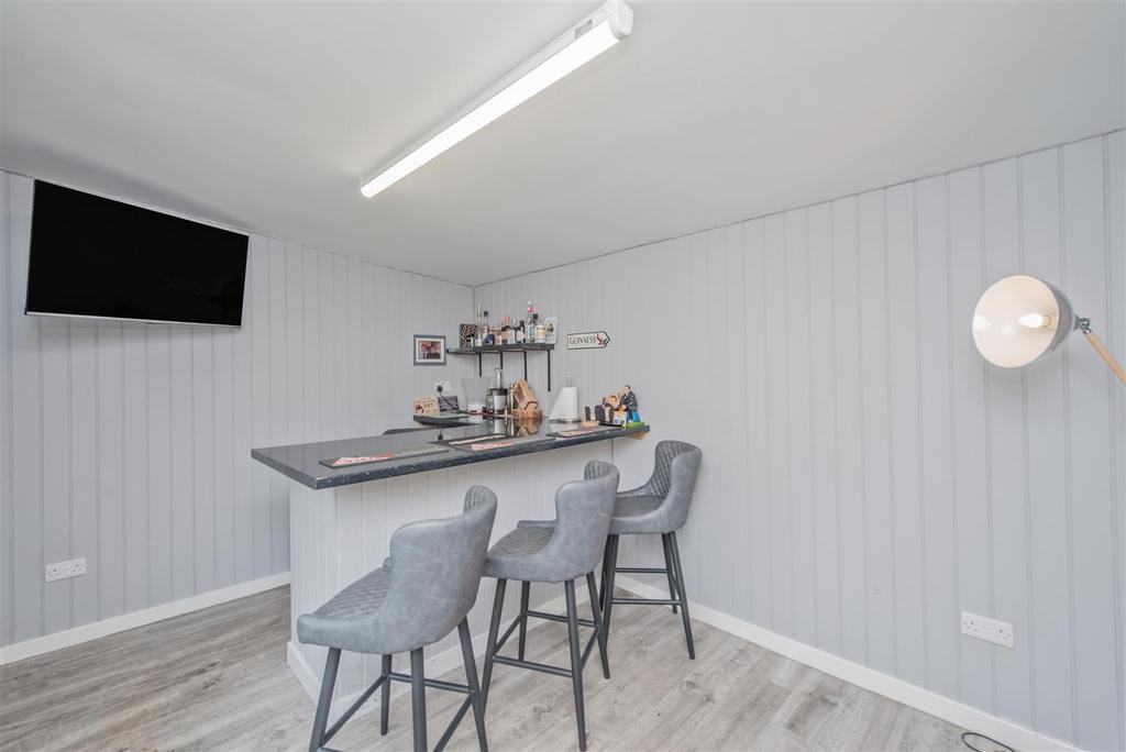 Garden Room: