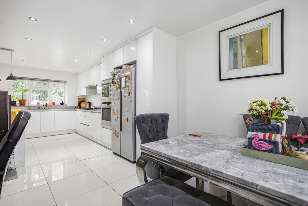 Kitchen/Dining