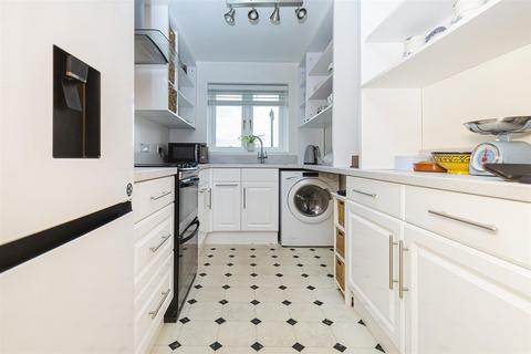2 bedroom end of terrace house for sale, Springfield Terrace, Emley, Huddersfield