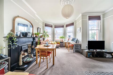 2 bedroom apartment for sale, Ferme Park Road, London, N8