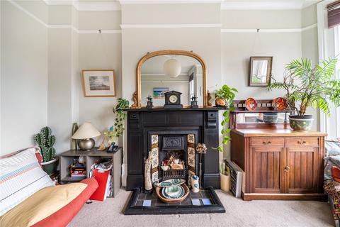 2 bedroom apartment for sale, Ferme Park Road, London, N8