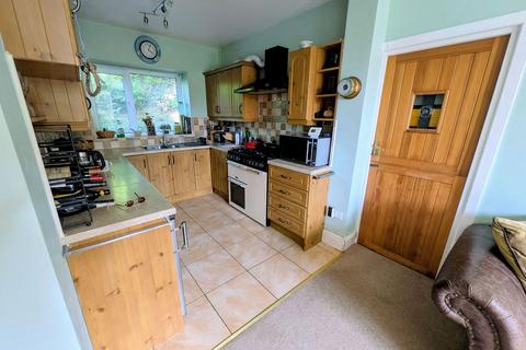 3 bedroom detached house for sale, Heol Y Bryn, Upper Tumble, SA14 6DR