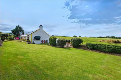 2 bedroom detached bungalow for sale, Eglwyswrw, Crymych
