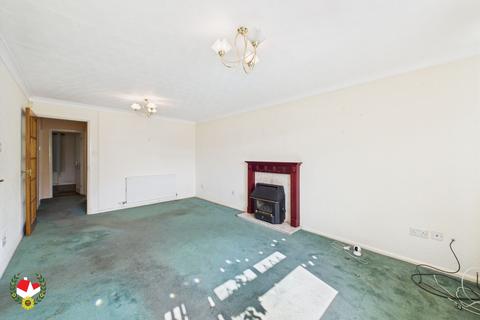1 Drivemoor, Abbeydale, Gloucester, GL4 5XP