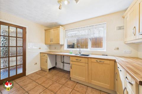 1 Drivemoor, Abbeydale, Gloucester, GL4 5XP