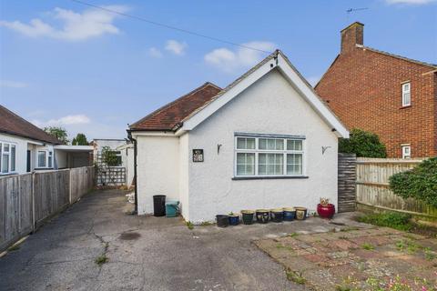 3 bedroom detached bungalow for sale, Carlton Road, Walton-On-Thames