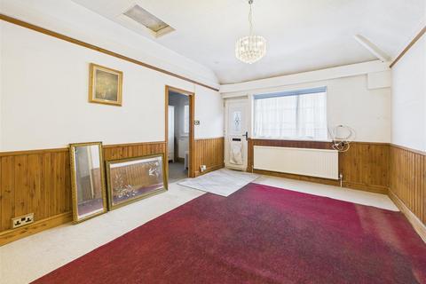 3 bedroom detached bungalow for sale, Carlton Road, Walton-On-Thames