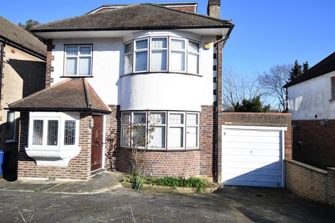 4 bedroom detached house to rent, Longland Drive, Totteridge