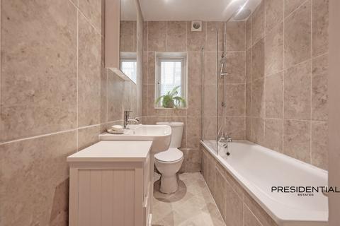 13a Lister Road, London, E11 3DS