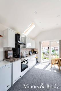 2 Aubretia Close, Lowestoft, NR33 9QN