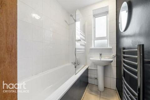 1 bedroom flat for sale, Kingswood Estate, LONDON