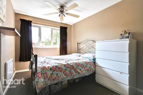 2 bedroom flat for sale, Aylets Field, Harlow