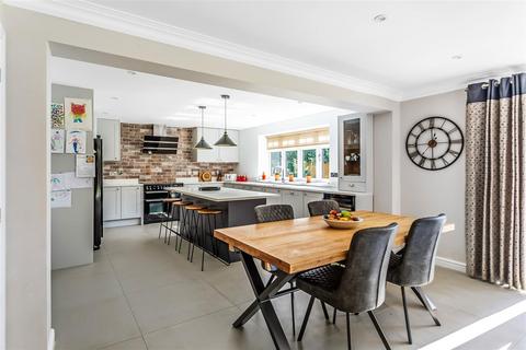 6 bedroom detached house for sale, WONFORD CLOSE, WALTON ON THE HILL, TADWORTH, KT20