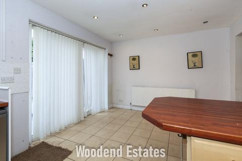 3 bedroom semi-detached house for sale, Shakespeare Avenue, Hayes UB4