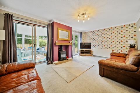 5 bedroom detached house for sale, Newlaithes Road, Horsforth, Leeds, West Yorkshire, LS18