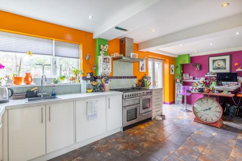8 Coombe Close, Castle Cary, BA7 7HJ