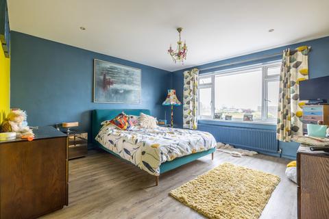 8 Coombe Close, Castle Cary, BA7 7HJ