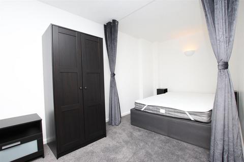 Studio to rent, Bedford Court, Bath BA1