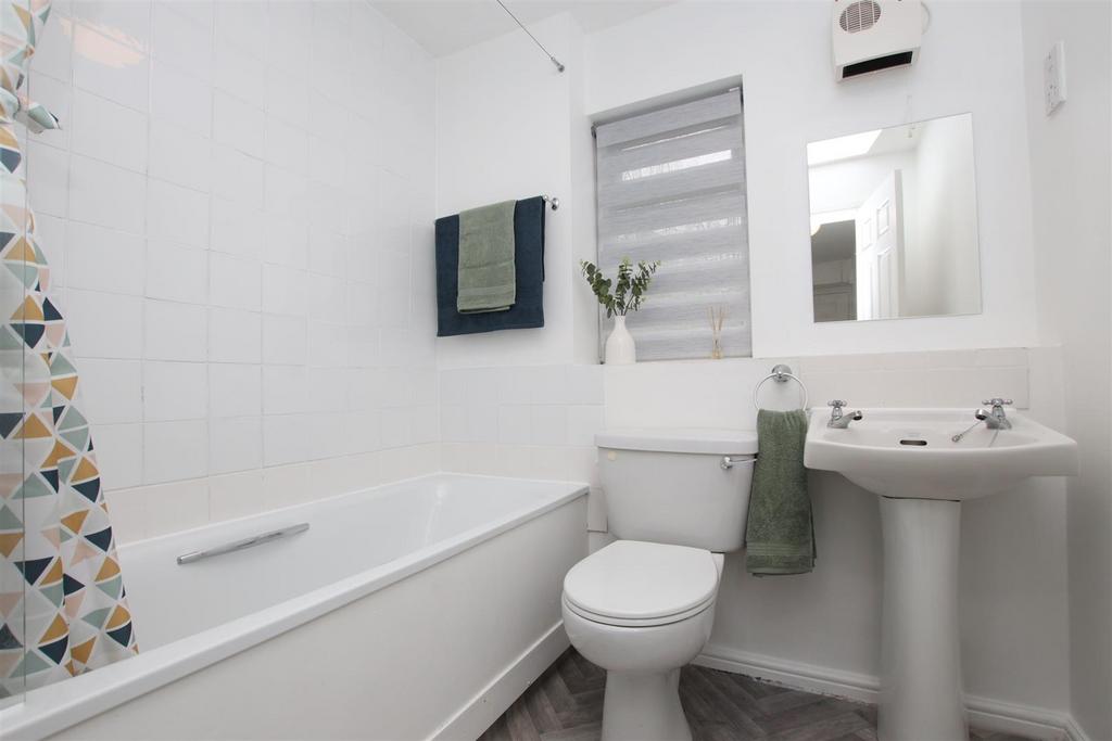 Bathroom.JPG